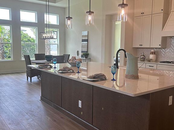 3rd image of 5522 SETTLERS RIDGE Court
