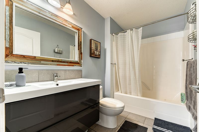 Calgary Townhouse for rent - 3 Bedrooms — photo 15
