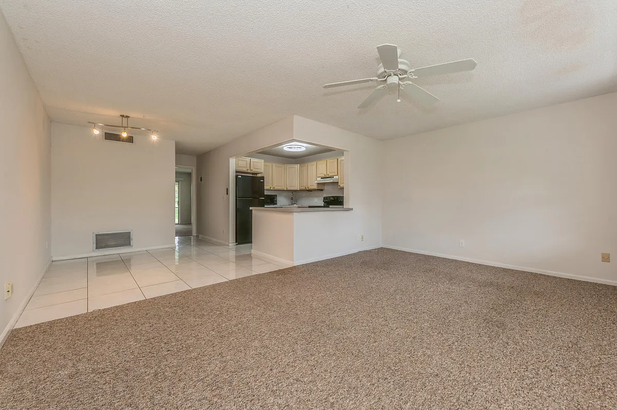Building Photo - 2403 Lowson Blvd #C
