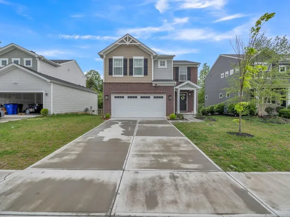 2141 Pine Valley Dr, Hamilton, OH 45013
