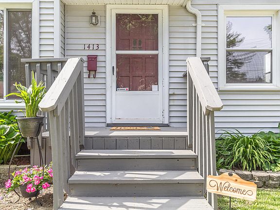 2nd image of 1413 Woodbine Ave
