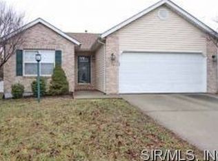 13 Charles Dr, Glen Carbon, IL 62034