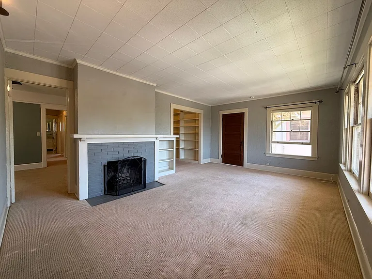 3355 Brant St — Photo 7