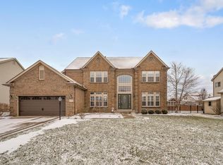 4532 Ashview St, Hilliard, OH 43026