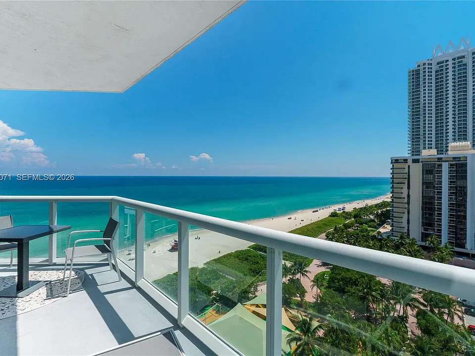 6515 Collins Ave #1405
