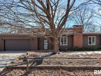 8 Oakwood Dr, Springfield, IL, 62711