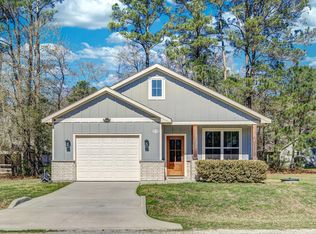9 Drywood Ln, Huntsville, TX 77340