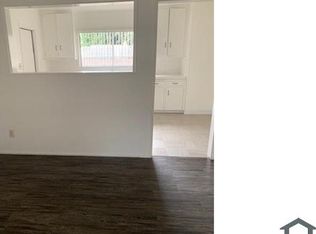 16711 Civic Center Dr #8, Bellflower, CA 90706