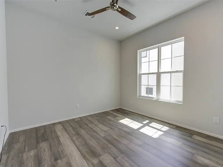 5336 Chandler St — Photo 24