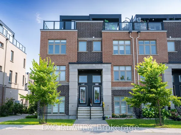 1440 Hemlock Rd, Ottawa, ON K1K 4Z8