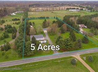 8220 W Howe Rd, Eagle, MI 48822