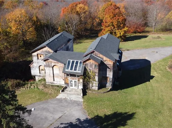 1 Peters Place, Wallkill, NY 12589