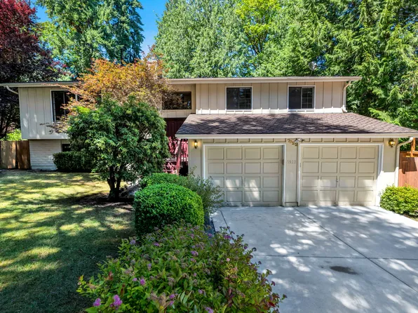 7922 147th Ave NE, Redmond, WA 98052
