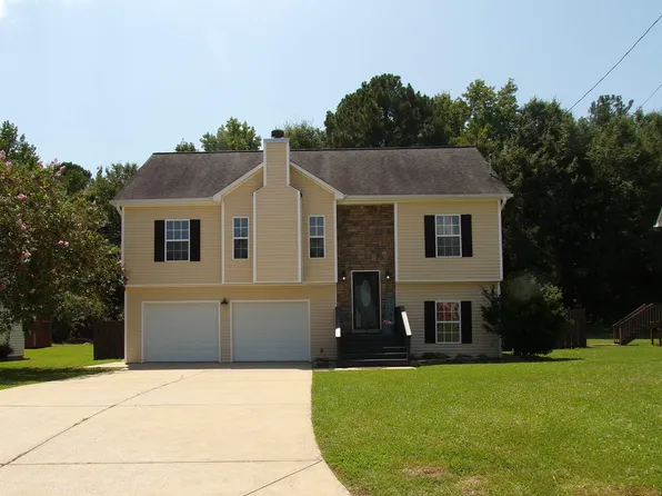 44 Red Oak Ct, Lincoln, AL 35096