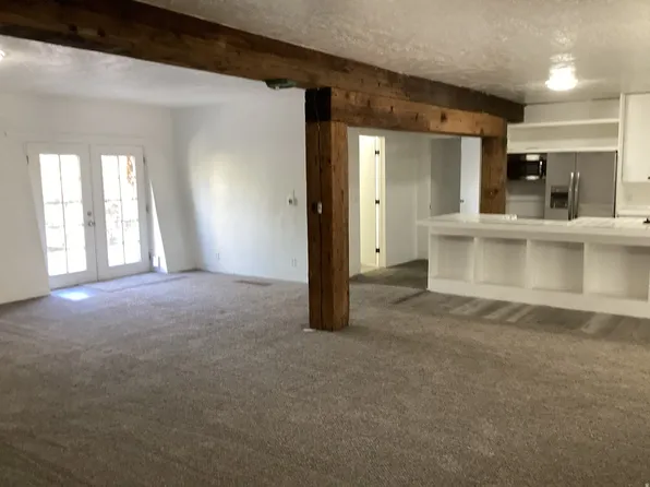 129 S Grant Ave, Stockton, UT 84071