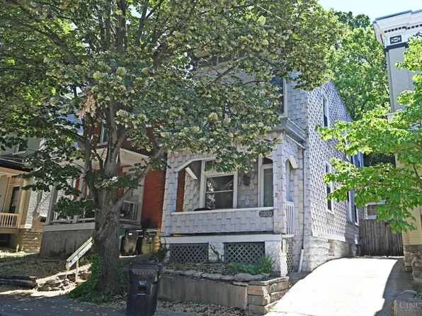 2202 W Clifton Ave, Cincinnati, OH 45219