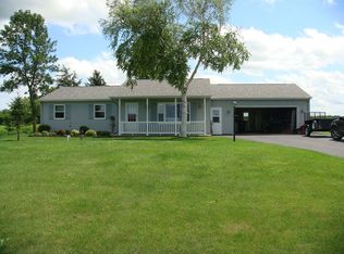 2547 Nekimi Ave, Oshkosh, WI 54902