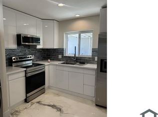 1641 255th St, Harbor City, CA 90710