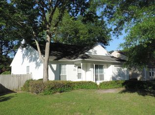 107 Coventry Rd, Summerville, SC 29486