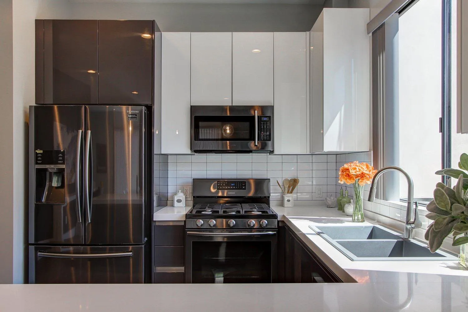 330 Salem St — Photo 3
