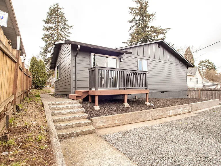 3505 M St #A — Photo 24