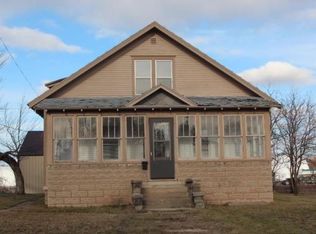 211 W Washington St, Tomah, WI 54660