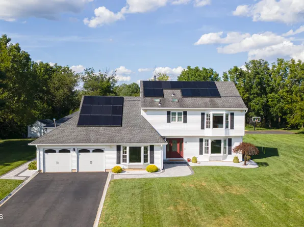 13 Patterson Drive, Freehold, NJ 07728