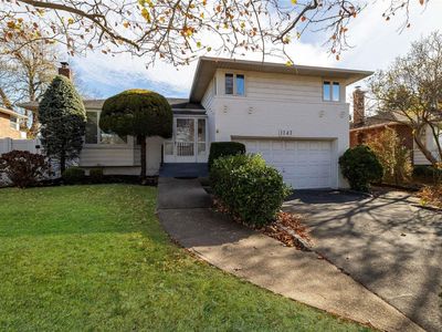 1141 Crestline Place, Seaford, NY, 11783