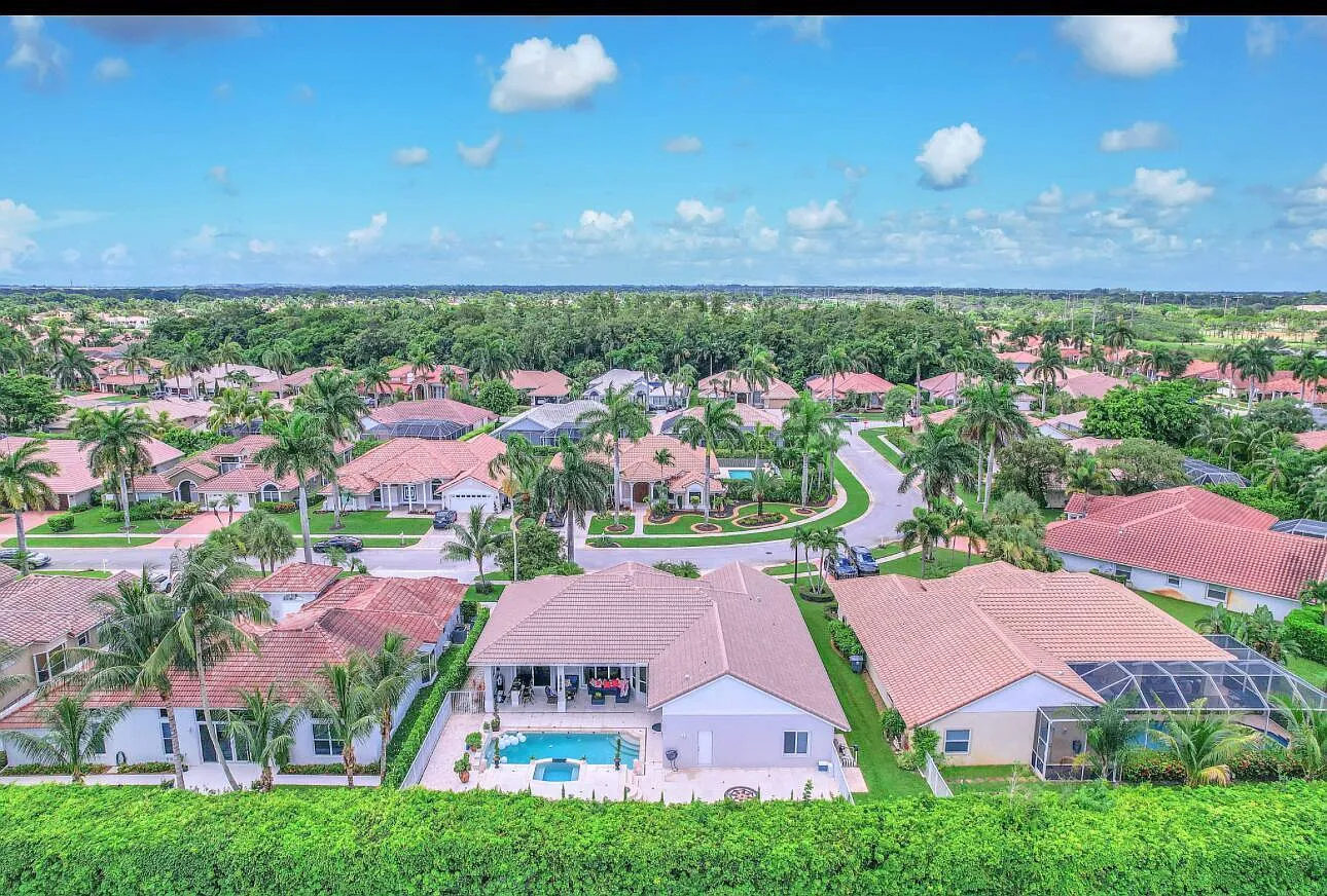 5 bed, 3.0 bath, 2805 sqft, $8,500 — Photo 4