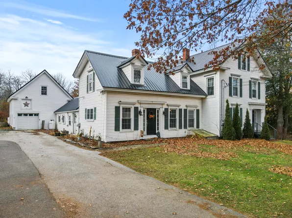 84 Main Road S, Hampden, ME 04444