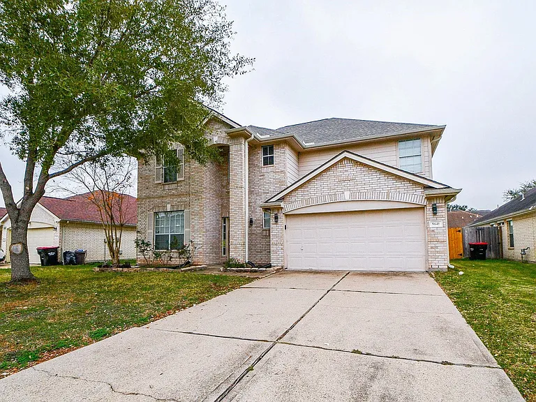 9641 Weldridge Dr — Photo 3