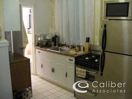 Rented by Caliber Associates | media 6