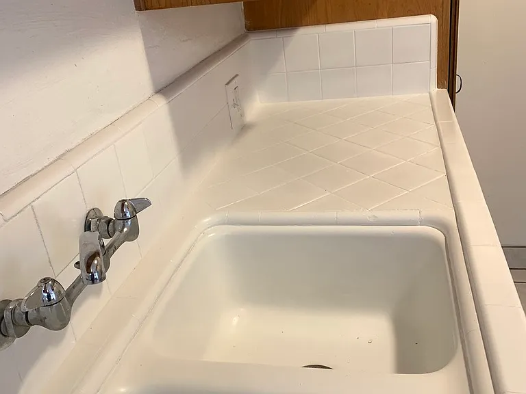 kitchen sinks