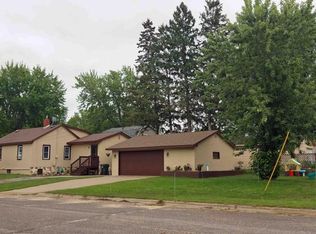 1202 S 12th St, Brainerd, MN 56401