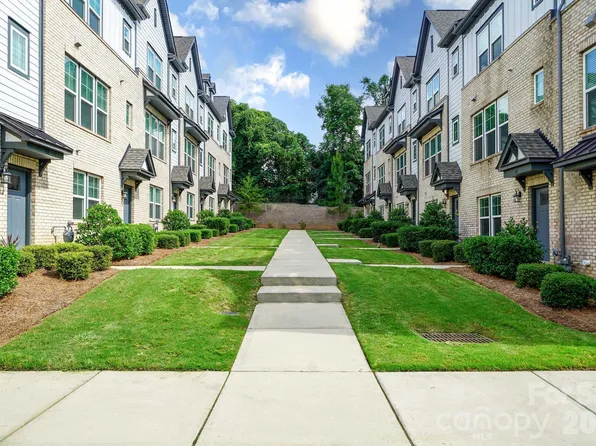 507 Upper Stone Cres, Charlotte, NC 28211