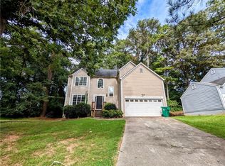 946 Shadow Ridge Trl, Lithonia, GA 30058