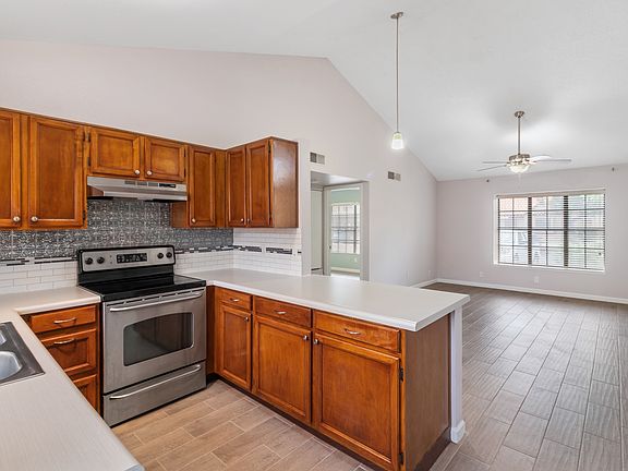 3rd image of 4901 E Kelton Ln Unit 1082