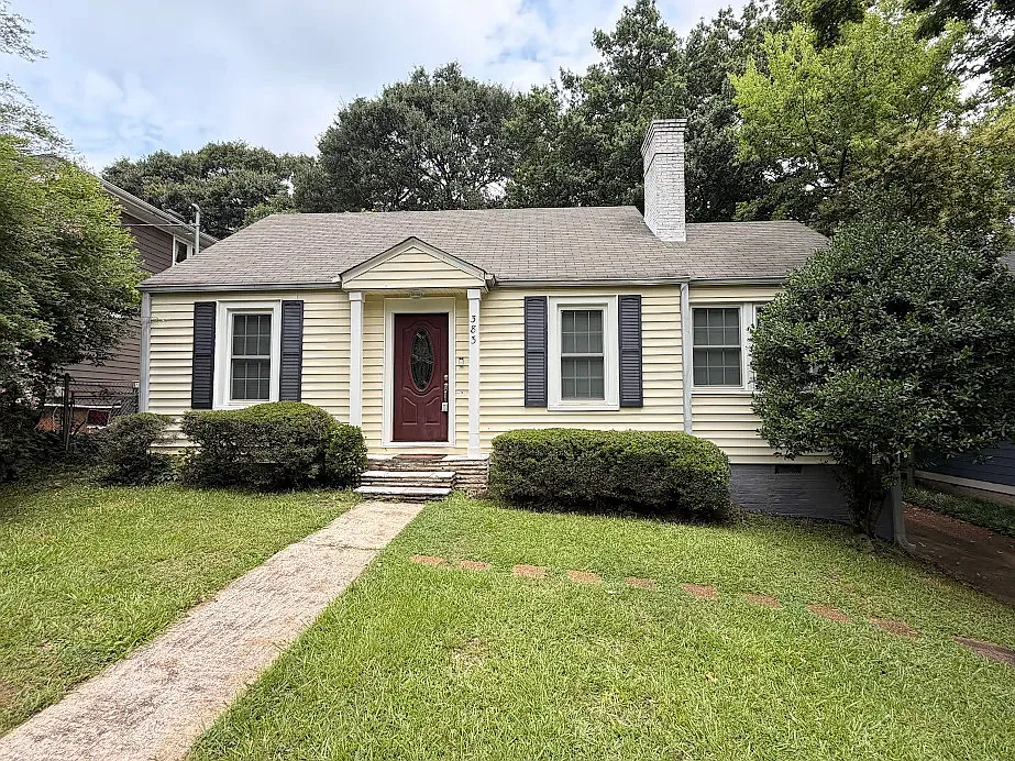 383 Deering Rd NW