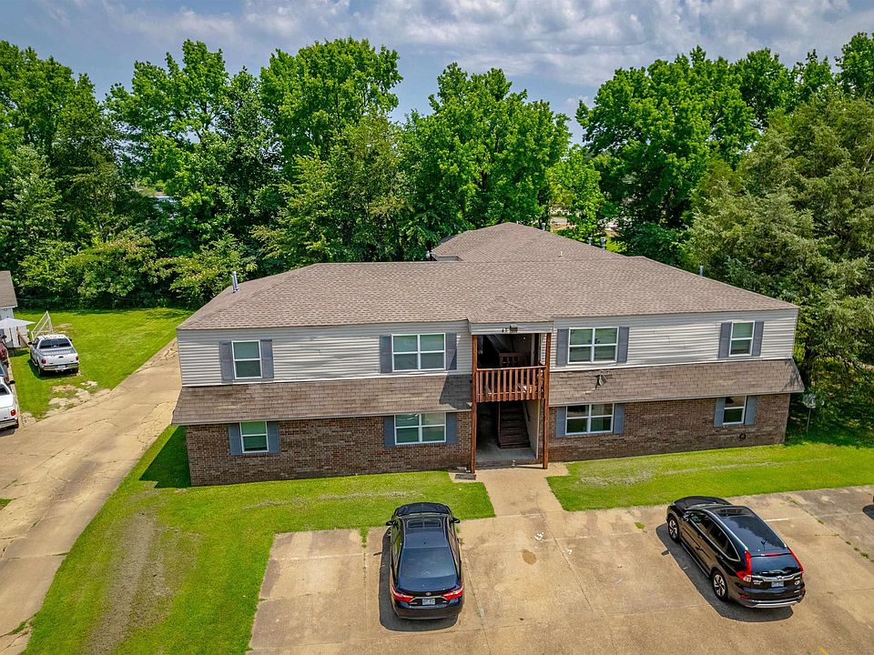 2nd image of 34 & 36 Stoneybrook Ln