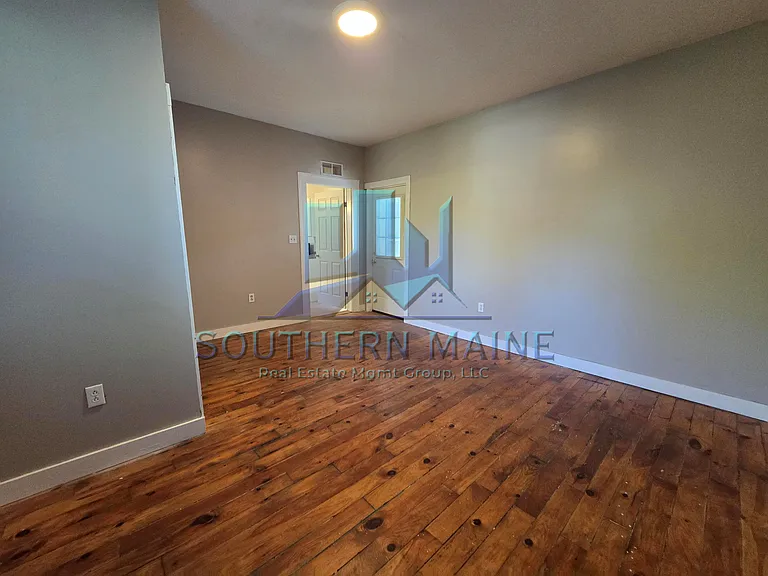 10 Grove St #3 — Photo 9