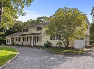 77 Griffing Ave, Westhampton Beach, NY 11978