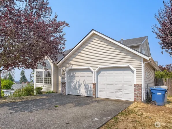 17809 112th Avenue SE, Renton, WA 98055