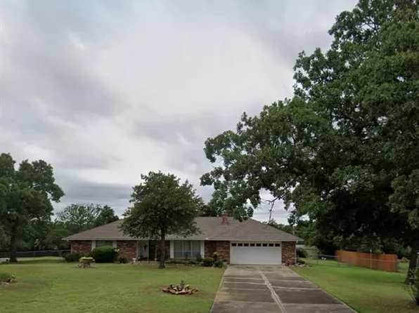 1765 E Circle Dr, Choctaw, OK 73020