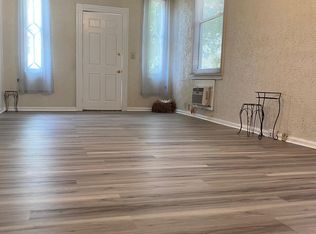 950 Cherokee Rd #2, Louisville, KY 40204