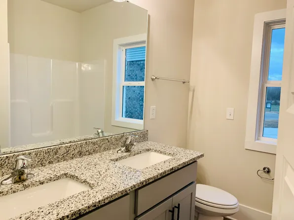 3203 Jordan Farm Cir NE, Huntsville, AL 35811