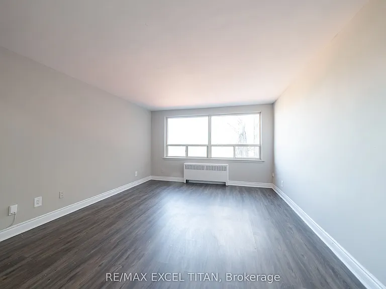 468 Ottawa St N #237C — Photo 1