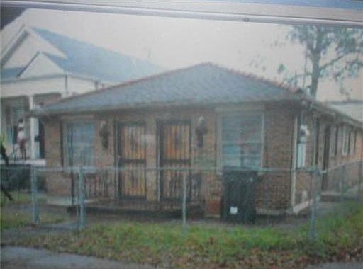 2nd image of 2001 Elysian Fields Ave