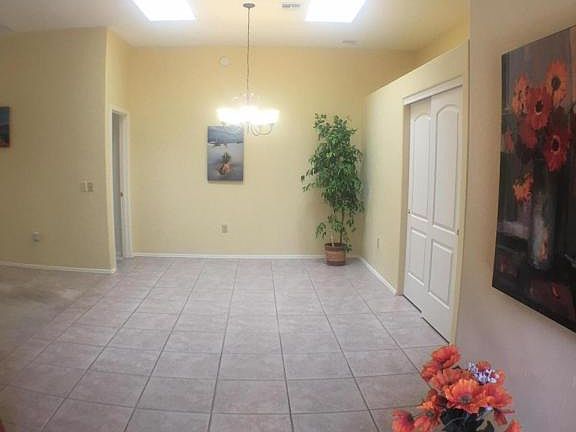 5th image of 979 W Via De La Fonda