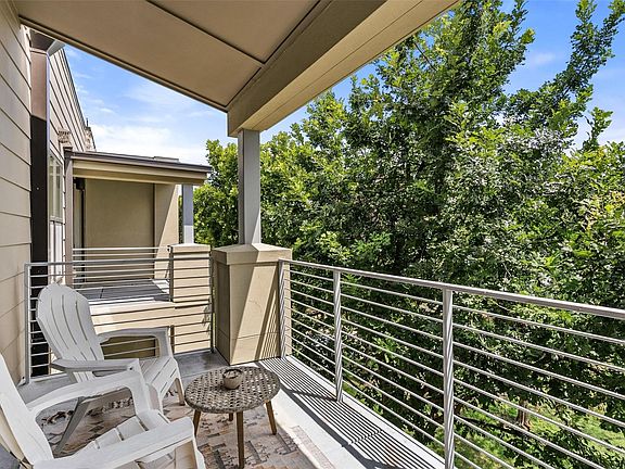 4th image of 2805 Dulce Ln Unit 1033
