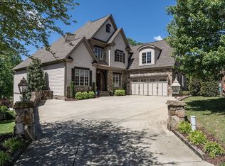 2808 Peachleaf St, Raleigh, NC 27614